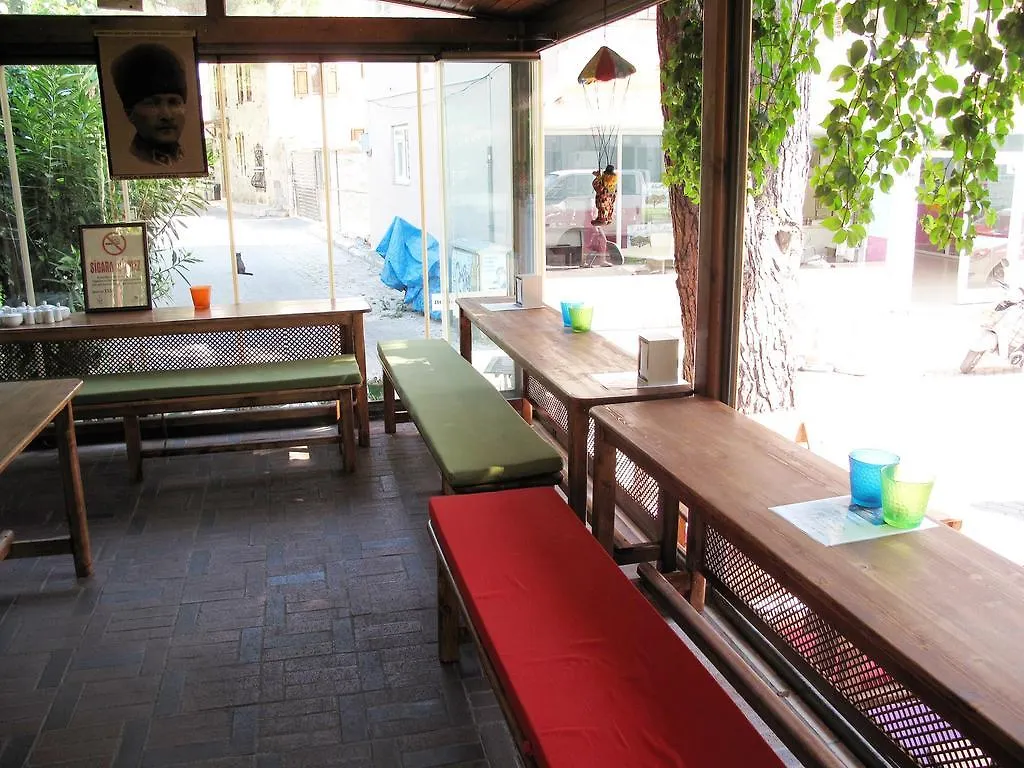 Inn Iyon Pansiyon Foca
